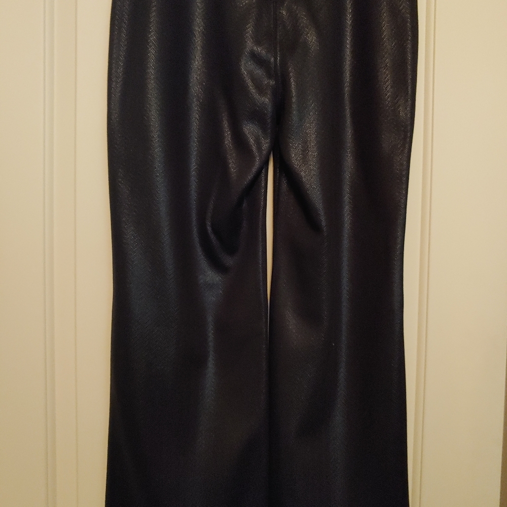 Pants - Picture 5 of 9